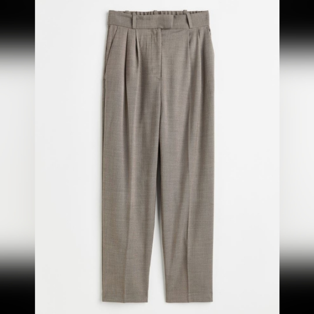 ⚡️SALE⚡️🆕️NWT H&M Ankle-length Pants in 'Taupe', Size 6